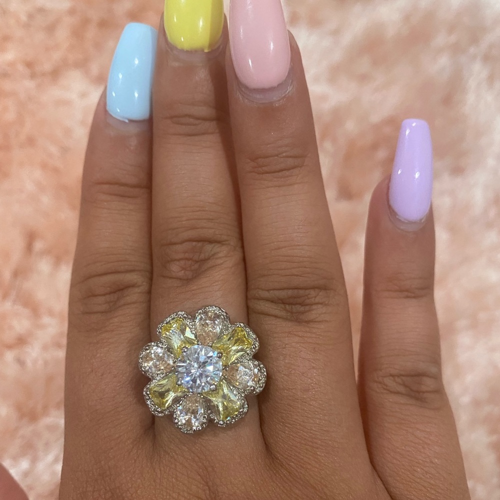 Ring 💍 - Picture 6 of 6